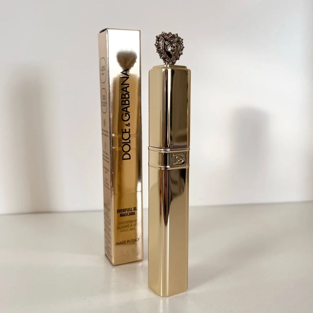 Dolce and Gabbana 36 hour extreme volume lift mascara